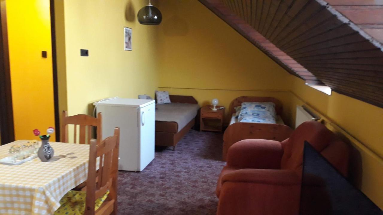 Hotel Centrum Apartman Hajdúszoboszló Exterior foto